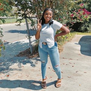 Meet your Posher, Latora